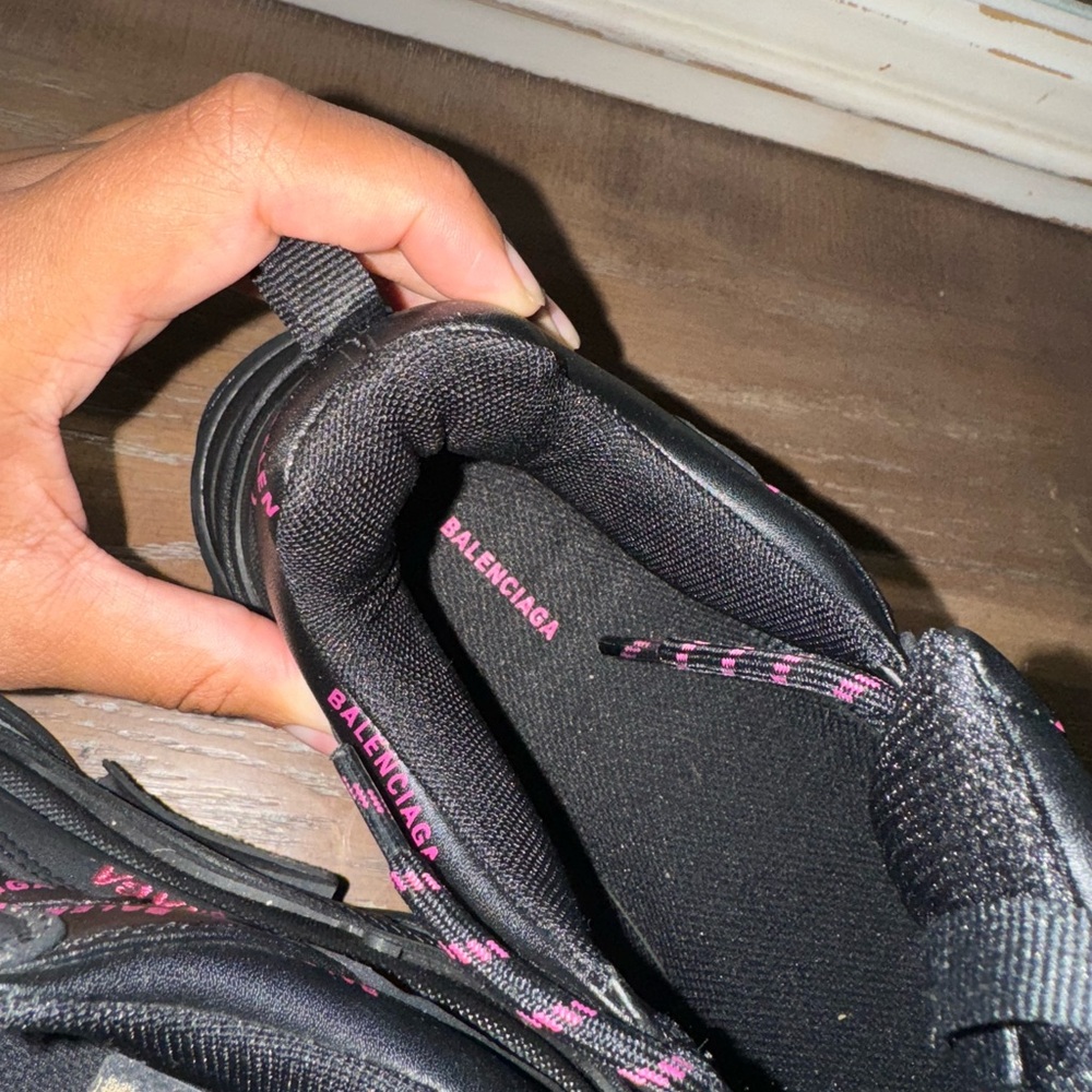 Balenciaga Black and Pink Men's Sneakers - Picture 4 of 4